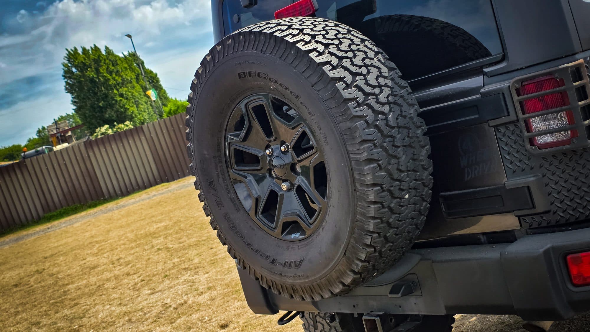 Jeep Wrangler 3.6 V6 JK Edition SUV 4dr Petrol Auto 4WD Euro 6 (280 bhp) — frame 25 of 62