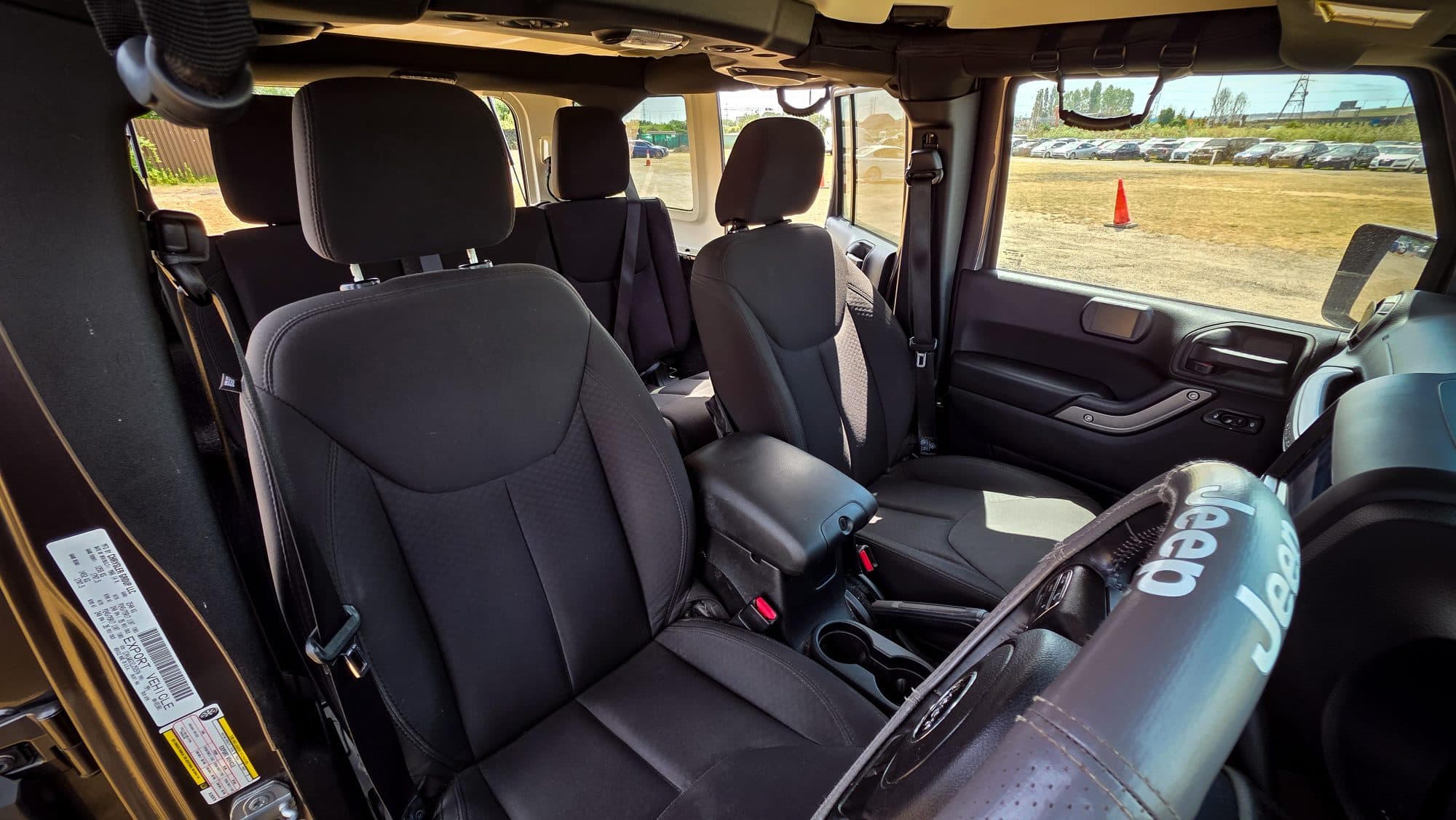 Jeep Wrangler 3.6 V6 JK Edition SUV 4dr Petrol Auto 4WD Euro 6 (280 bhp) — frame 58 of 62
