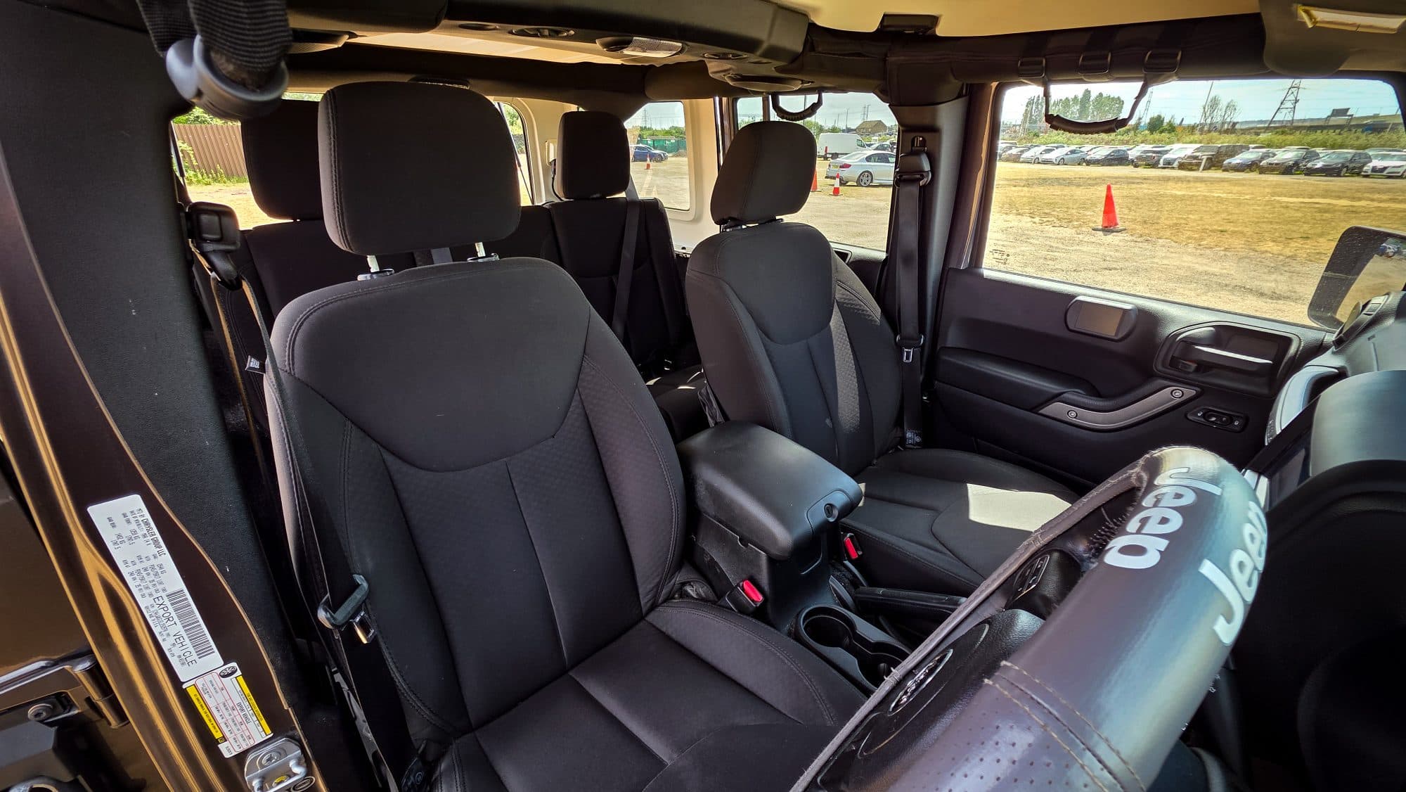 Jeep Wrangler 3.6 V6 JK Edition SUV 4dr Petrol Auto 4WD Euro 6 (280 bhp) — frame 59 of 62
